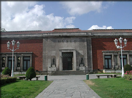 Arte ederretako museoa